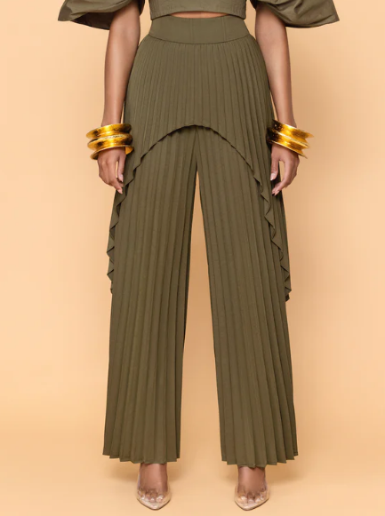 Comfy High-Waisted Pleated Trousers