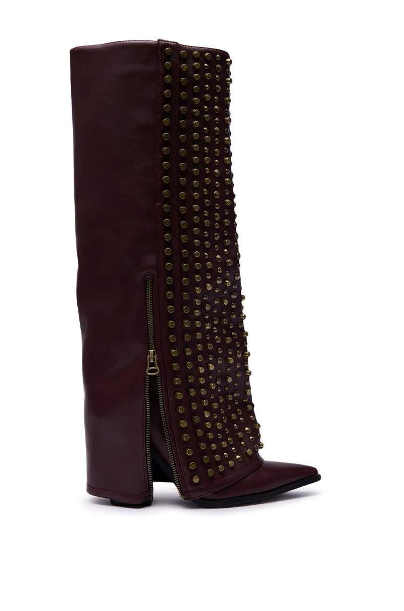 BURGUNDY STUDDED WESTERN BOOT